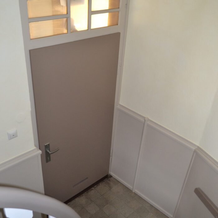 Lackierarbeiten Treppenhaus