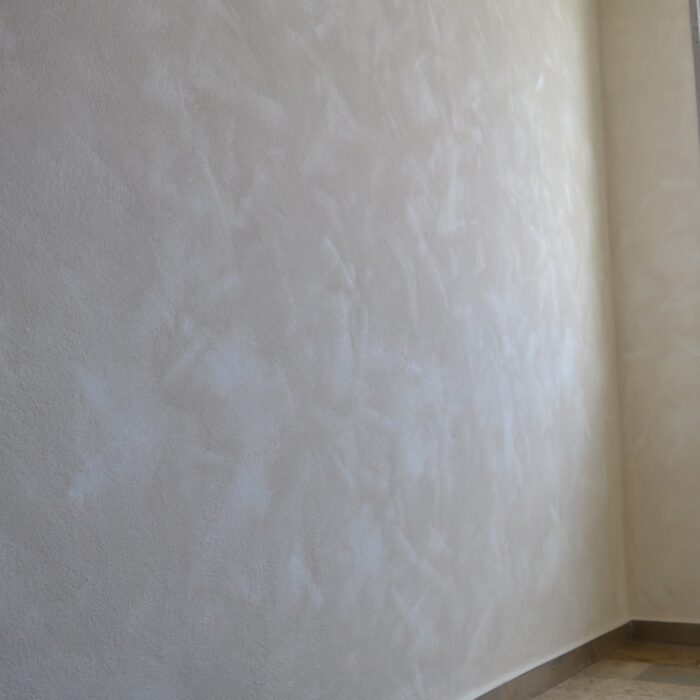 Treppenhausrenovierung mit Feinputz